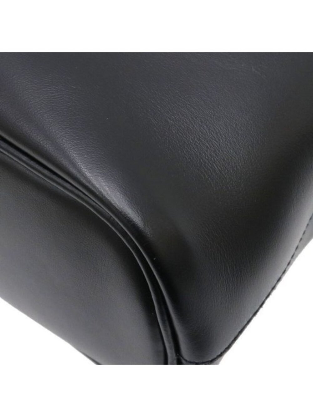 Prada Logo Leather 2-Way Messenger - Picture 5 of 9